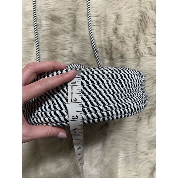 Bon Voyage Black & White Swirl Circular Crossbody Bag - Picture 8 of 8